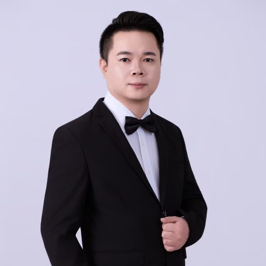 Leo Huang